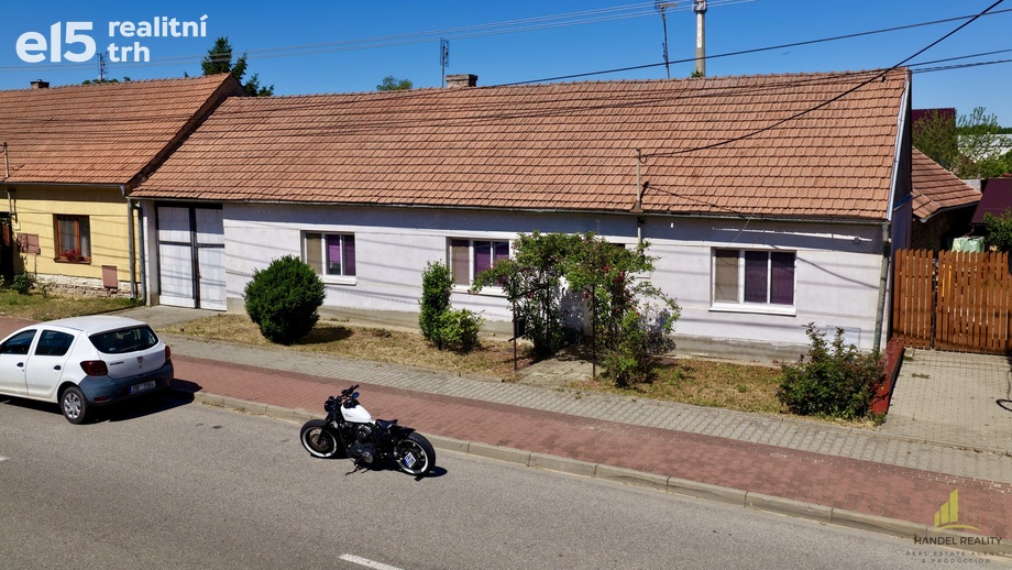 Prodej rodinné domy, 423 m² - Novosedly