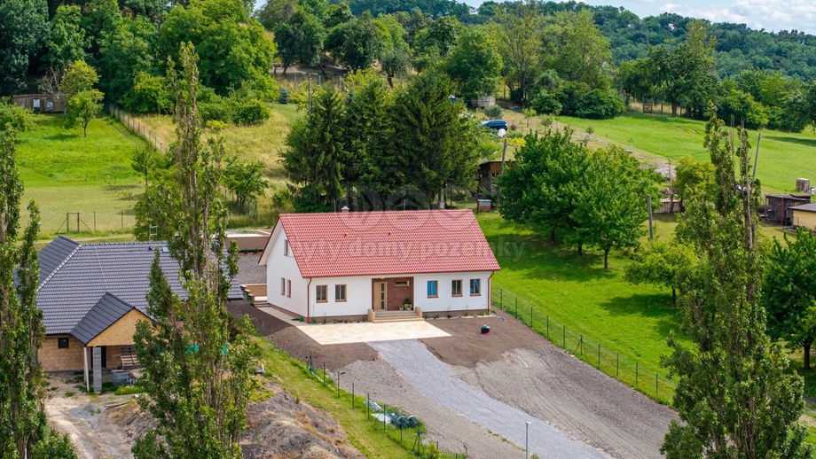 Prodej rodinné domy, 115 m² - Vlkov pod Oškobrhem