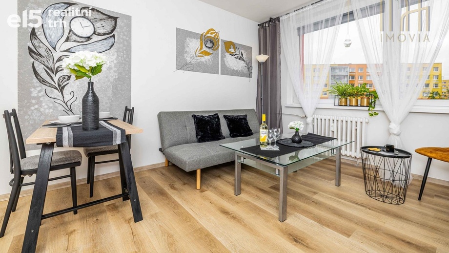 Pronájem byty 2+kk, 40 m² - Most