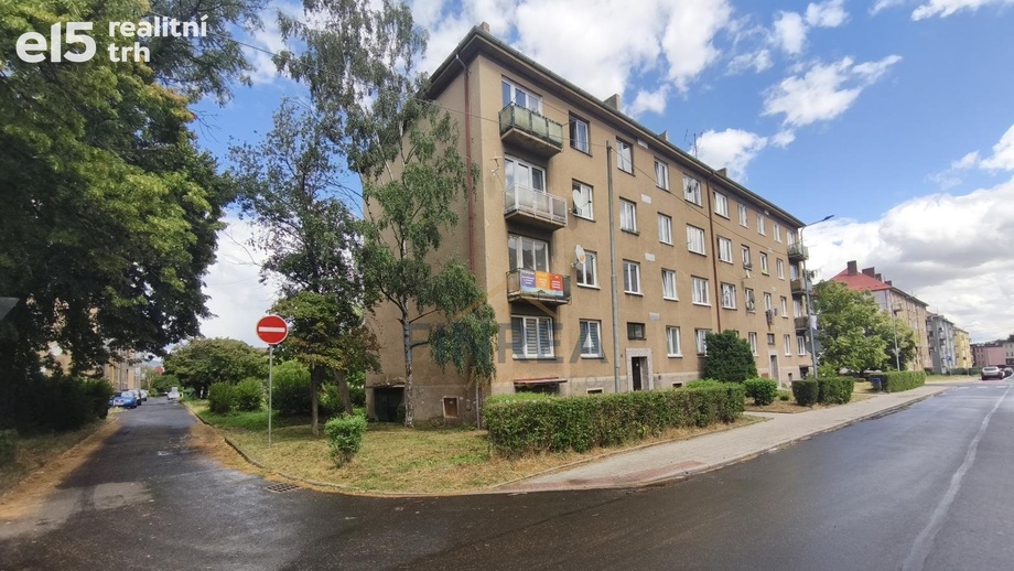 Pronájem byty 2+1, 51 m² - Jirkov