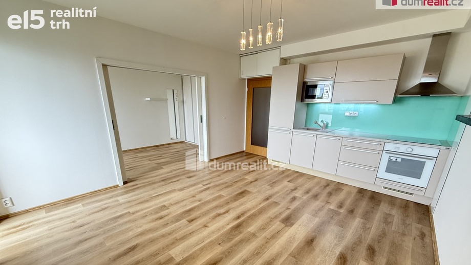 Pronájem bytu 3+kk 70 m², Praha 8