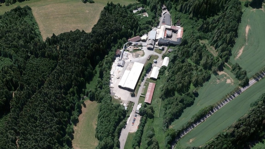 Prodej výrobního prostoru 12 111 m², Červená Řečice