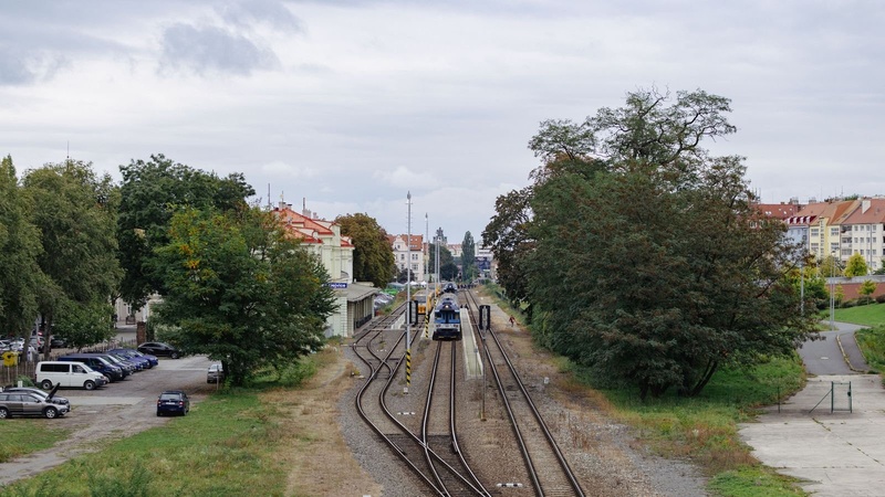 U stanice metra Hradčanská vznikne nová čtvrť. Oblíbená dejvická nádražka končí