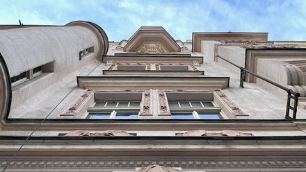 Secesní domy proměňují na moderní luxusní bydlení. Teď se na pražských Vinohradech pouští do dalšího