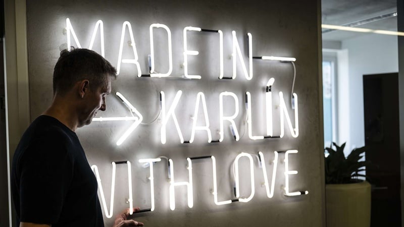 Stojí za současnou tváří pražského Karlína. Teď chtějí budovat prémiové bydlení pro seniory