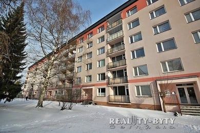 Pronájem bytu 2+1 s lodžií, Liberec, centrum - Vaňurova ul., Ev.č.: 869111