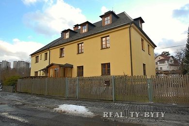 Pronájem mezonetového bytu 4+1 v RD, Liberec, Králův Háj - Frimlova ul., Ev.č.: 869211