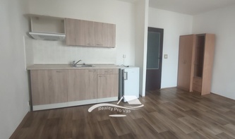 Pronájem bytu 1+kk, 32 m² - Brno - Líšeň, ul. Konradova