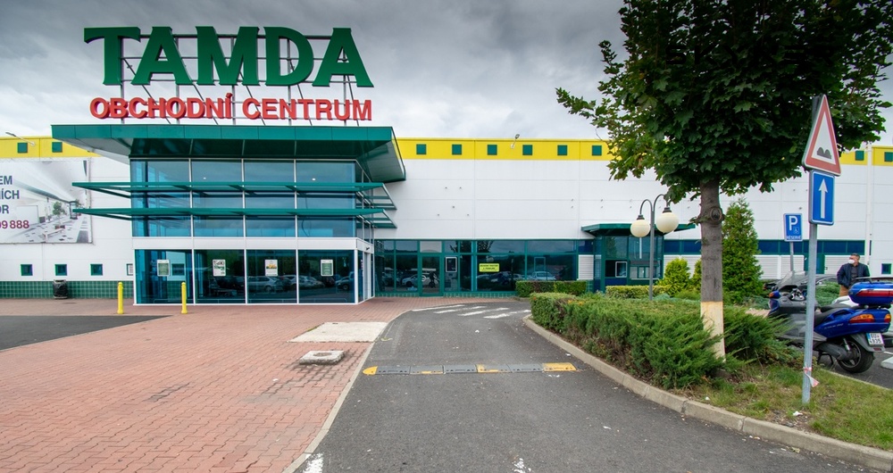 Pronájem obchodních prostor v OC TAMDA – atraktivní lokalita!