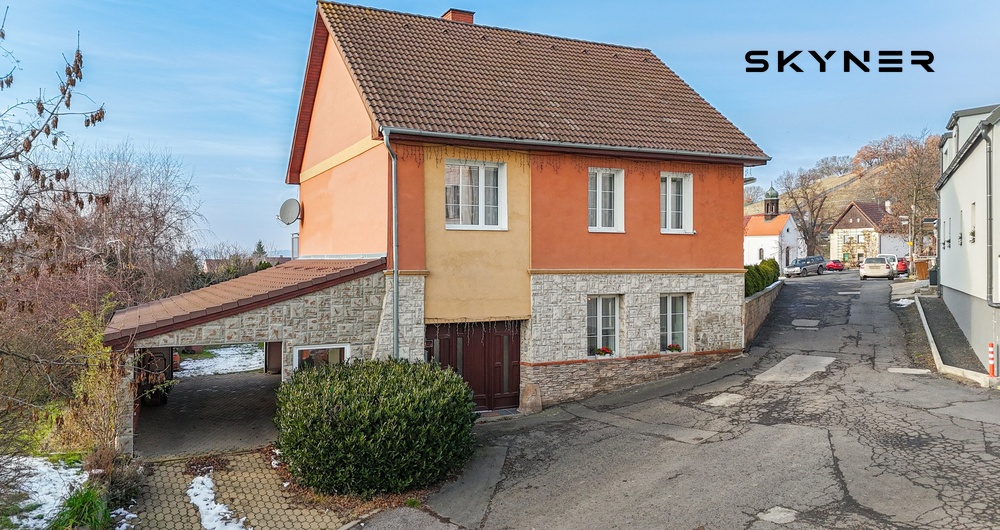 Prodej prostorného rodinného domu – ideální i pro vícegenerační bydlení