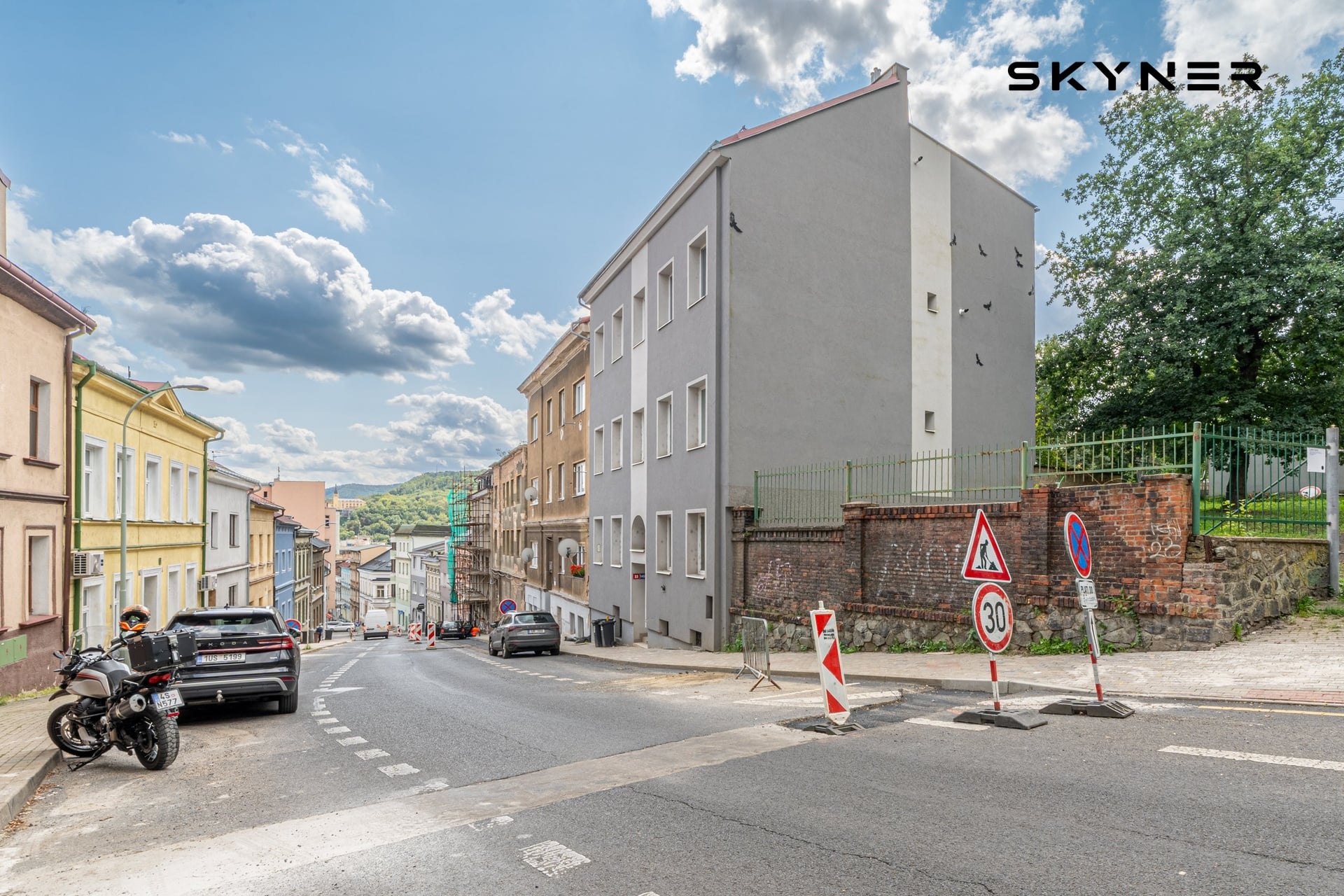 Pronájem podkrovního bytu v centru Ústí nad Labem – ul. Bělehradská