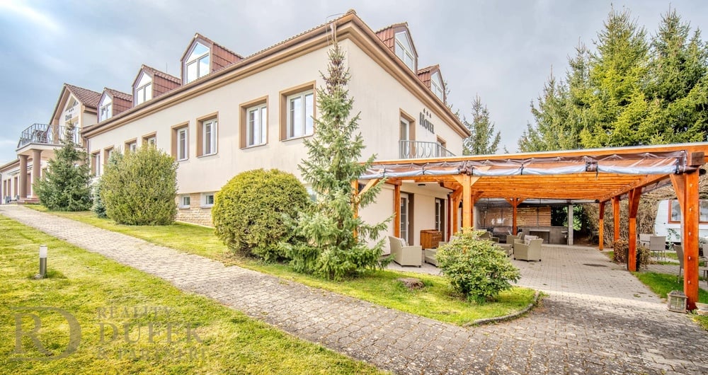 Prodej zavedeného hotelu kousek od Českého ráje