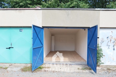 Prodej garáže s elektřinou, CP 19 m² -Blansko, ul. Křížkovského, Ev.č.: 23010575