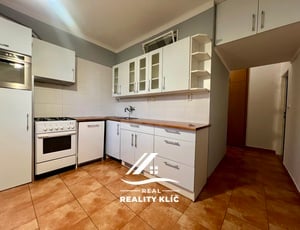 Pronájem bytu 2+1 54 m² s lodžii, Ostrava - Poruba