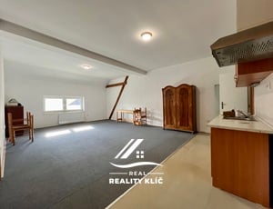 Pronájem bytu 3+1 87 m² v RD, Opava - Jaktař