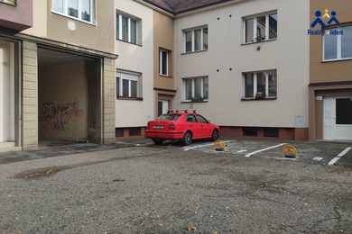 Pronájem parkovacího stání - Vyškov- Smetanovo nábřeží, Ev.č.: 00142