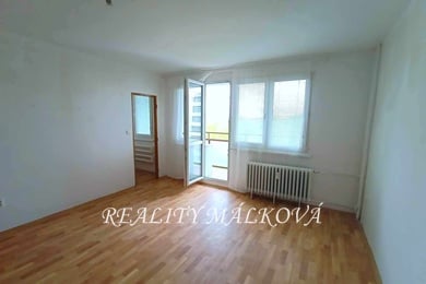 Pronájem byty 1+kk, 37 m² - Pardubice - Polabiny, Ev.č.: 00543