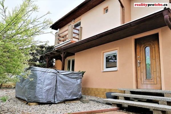 Prodej rodinného domu (282m²), pozemek 324m², Kladno, ul. Kozinova