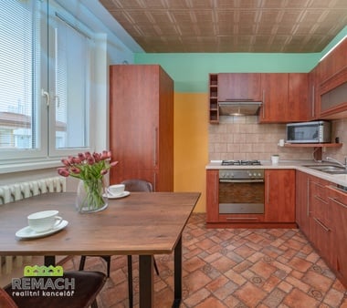 Pronájem, byt 2+1, Uherské Hradiště-Jarošov