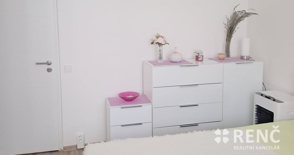 OB 3+1 JULIÁNOV, ul. Krásného za OB 2+1 - 3+1 LÍŠEŇ s výtahem - pouze