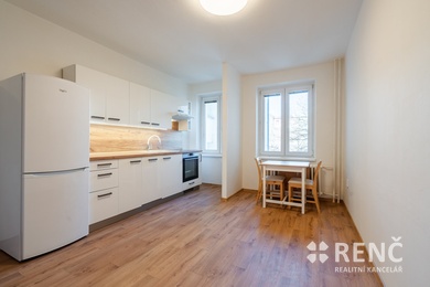 Pronájem bytu 2+kk (46 m2 + balkon 4 m2) ve zděném domě nedaleko centra města Brna, na ulici Grohova, Ev.č.: 01336