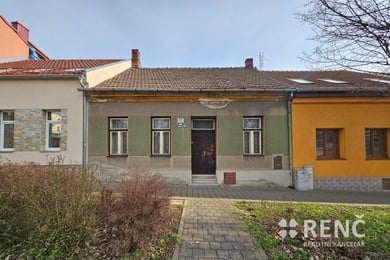 Prodej jednopodlažního řadového rodinného domu se zahradou v ulici Terezy Novákové v Brně Řečkovicích, Ev.č.: 01349
