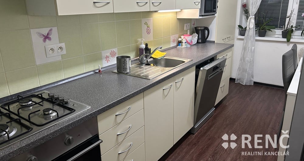 OB 3+1 LÍŠEŇ - ulice Josefy Faimonové za OB 3+1 St.Lískovec, Kohoutovice a okolí