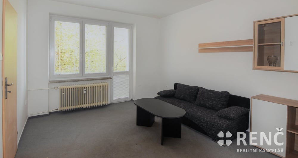 Pronájem zděného bytu 2+1 s balkonem, 53 m2, v Brně - Řečkovicích na ul. Družstevní