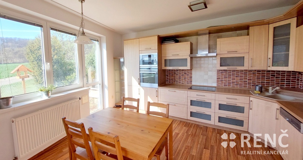 Pronájem bytu 3+kk, 54 m2 se zahrádkou 73 m2, v Brně - Žebětíně, na ul. Keřová