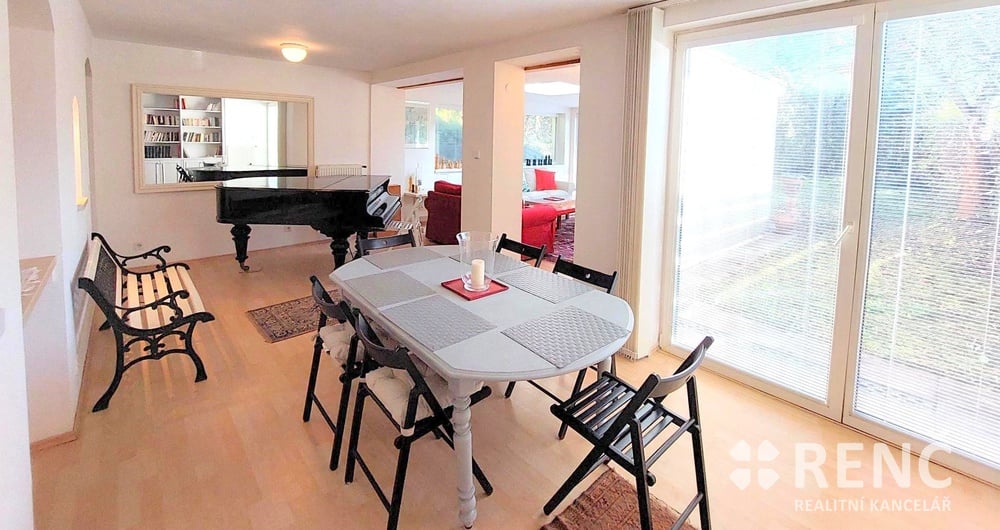 Atypický byt se zahradou o výměře 80 m2 na ul. Zeyerova, Brno - Žabovřesky