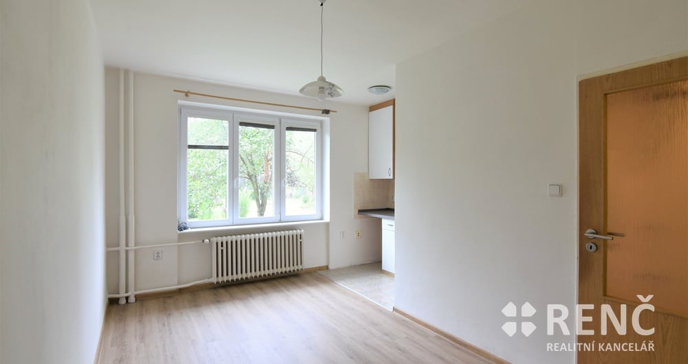 Pronájem bytu 1+kk (23 m2) ve zděném  domě na ulici Ruská, Brno – Královo Pole