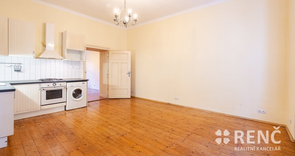 Pronájem zděného bytu 4+kk se zahradou 130 m2 v MČ Brno - střed, na ul. Grohova