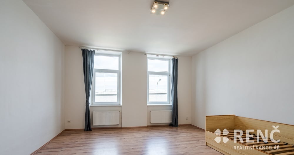 Pronájem bytu 2+1, na ul. Bráfova v Brně – Žabovřeskách, 58 m2, se zahradou a půdou 52 m2