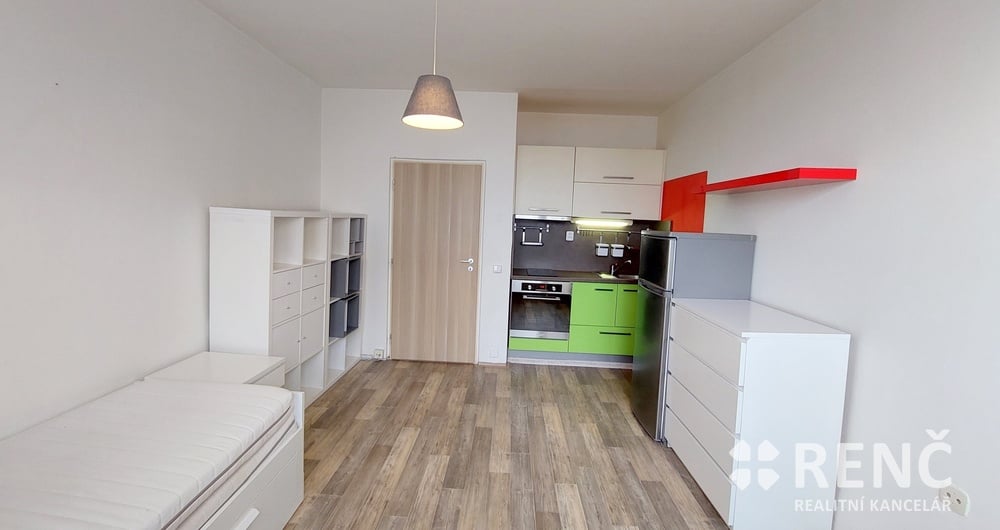 Pronájem bytu 1+kk  Halasovo náměstí, Brno - Lesná, s hezkým výhledem do okolí