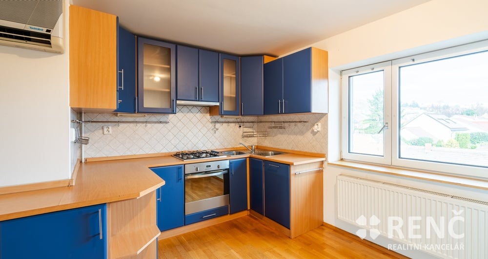 Pronájem bytu 2+kk, 51 m2, na ulici Dulánek v Brně – Židenicích.