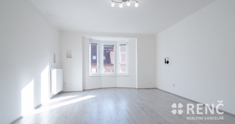 Pronájem zděného bytu 3+1 (120 m2) na ul. Tyršova, Brno - Královo Pole