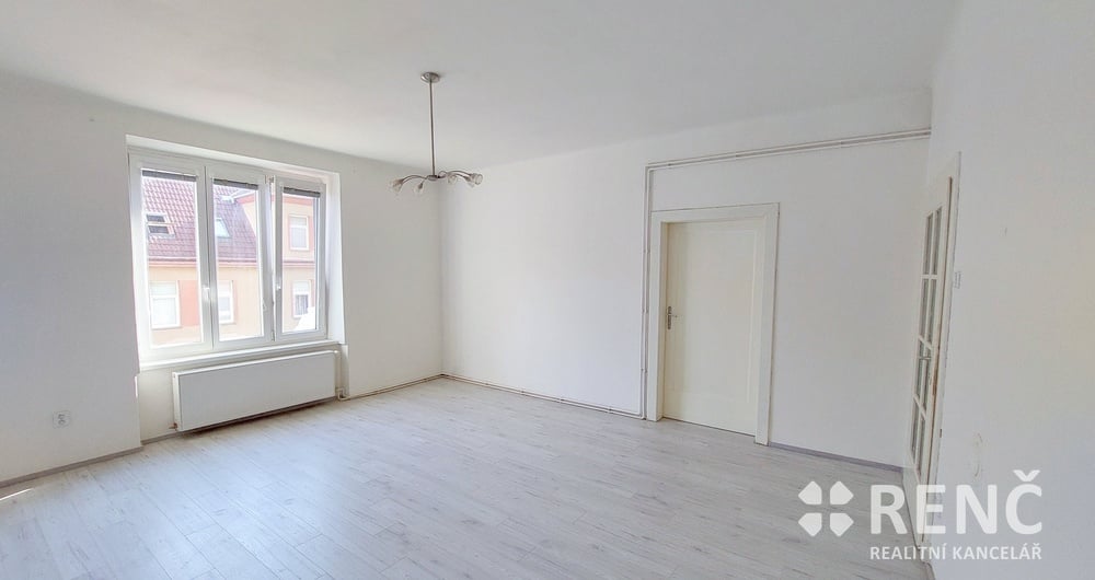 Pronájem zděného bytu 3+1 (120 m2) na ul. Tyršova, Brno - Královo Pole