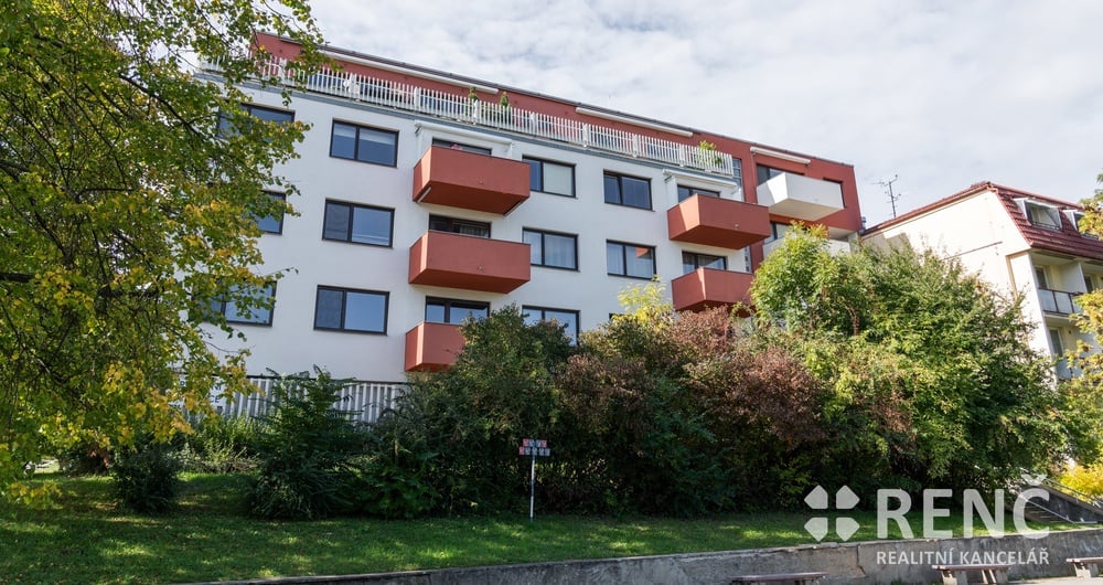Byt 2+kk ve zděném bytovém domě na Libušině třídě v Brně - Kohoutovicích
