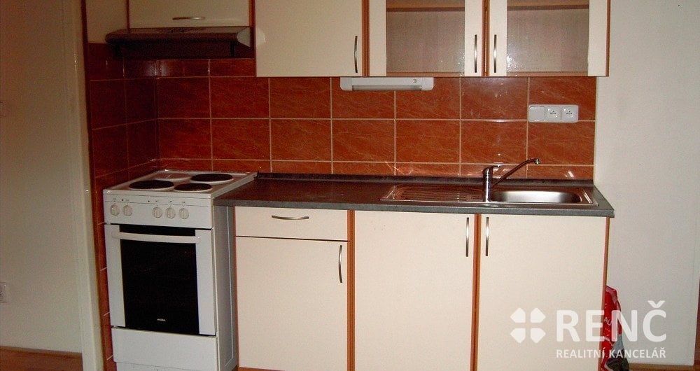 Pronájem bytu 1+1 (1+kk) v bezprostřední blízkosti centra Brna na ulici Dřevařská