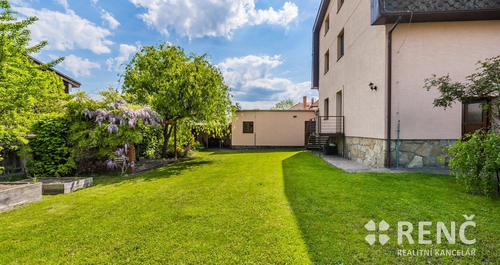 Pronájem bytu 2+1, 77 m², Praha 9, Dolní Počernice, na ul. Jana Bílka