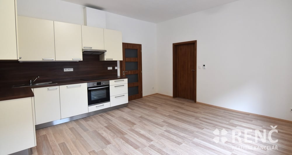 Pronájem bytu 3+kk, 58 m2, po rekonstrukci, ul. Krameriova, Brno – Líšeň