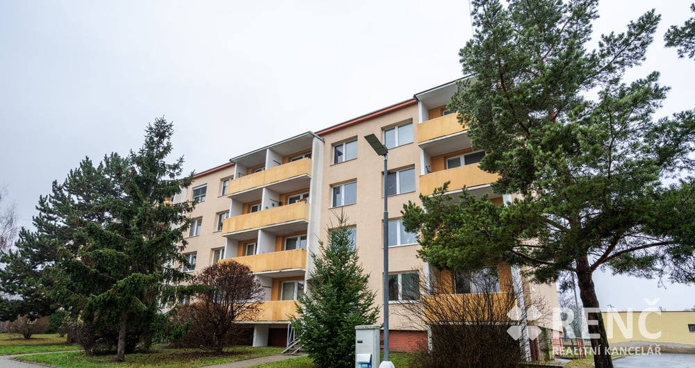 Prodej družstevního bytu 2+1 (61,5 m2) s lodžií a možností převodu do OV v Mokré u Brna