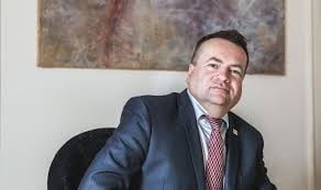 JUDr. Tomáš Mádl poskytl v srpnu rozhovor pro HIGH LEVEL MAGAZIN.