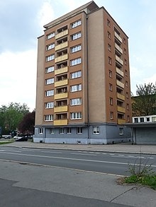 220px-Panelový_dům
