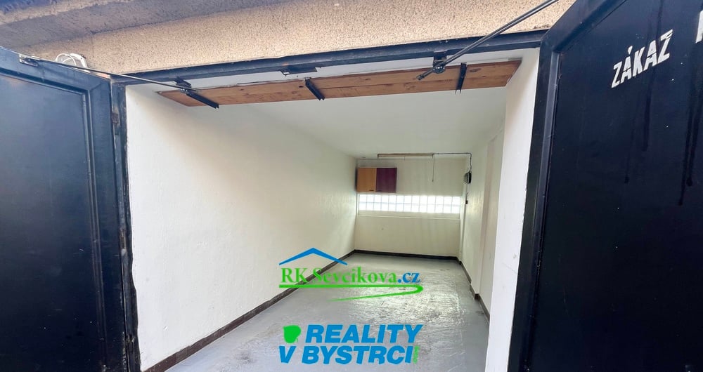 Pronájem garáže na ulici Štouračově, Brno-Bystrc