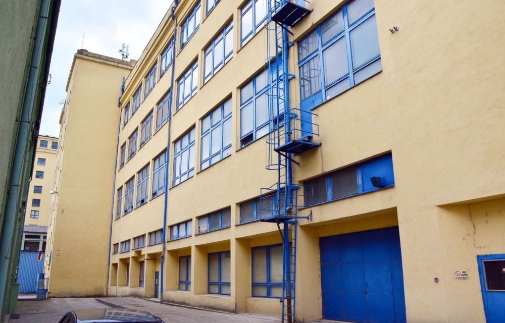 Pronájem výrobních/ skladových prostor 4.000 m², Hrušovany u Brna