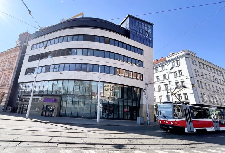 Pronájem obchodně - administrativních prostor 335 m², ulice Benešova, Brno