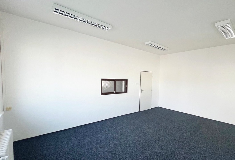 Pronájem kanceláří 66 m², ulice Kaštanová, Brno - Brněnské Ivanovice
