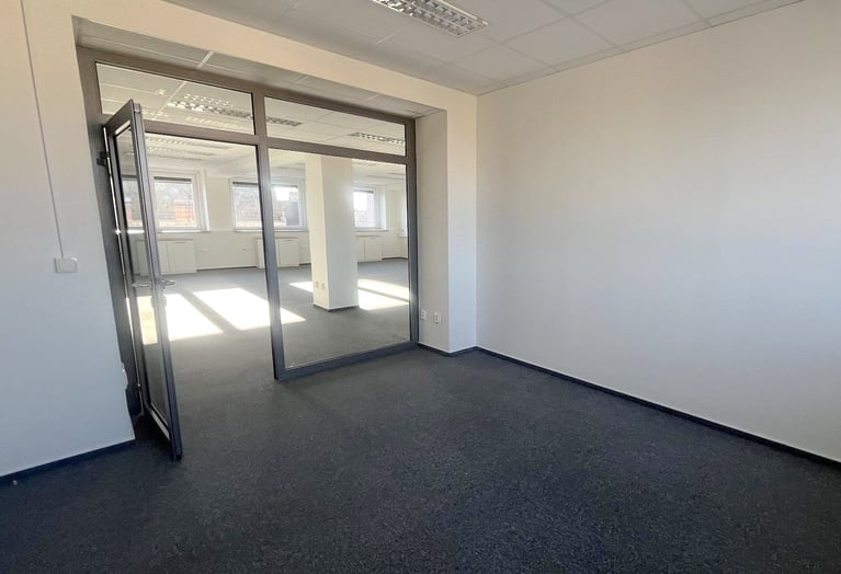 Pronájem klimatizovaného kancelářského celku 157 m², v centru Brna, ul. Milady Horákové