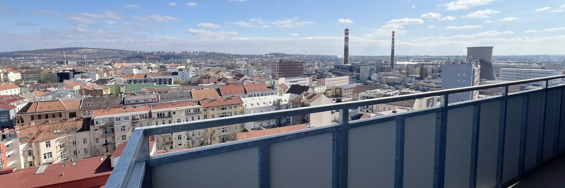 Pronájem exkluzivního bytu 2+kk s nádherným výhledem na Brno